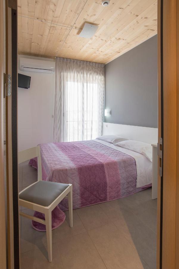 Hotel Atene Lido di Jesolo Esterno foto