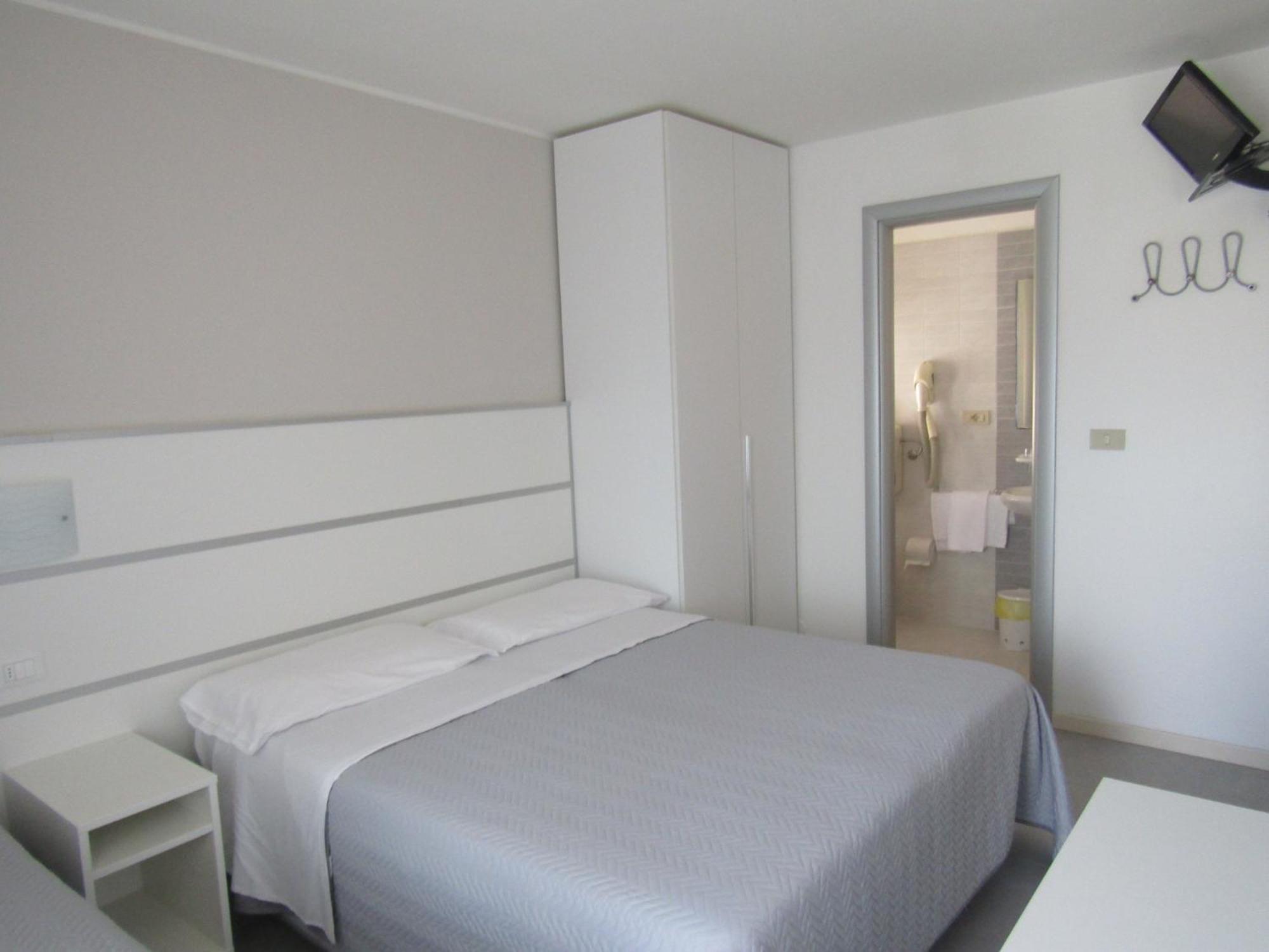 Hotel Atene Lido di Jesolo Esterno foto